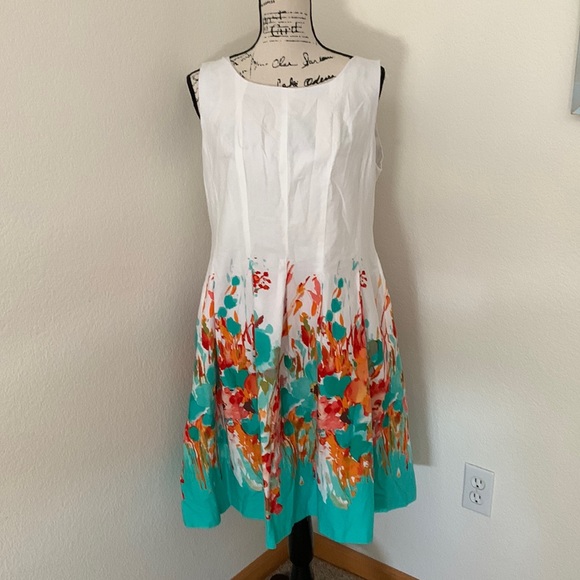 Chetta B Dresses & Skirts - Bundle 2 for $12- Floral Dress